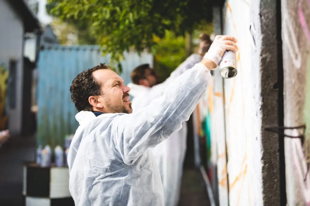 Laboratorio di graffiti riga