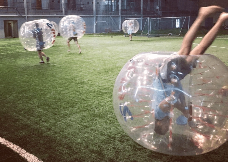 Riga calcio a bolle